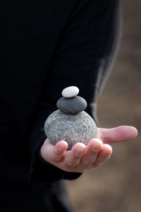 Foto: Sina Möller Steine auf Hand